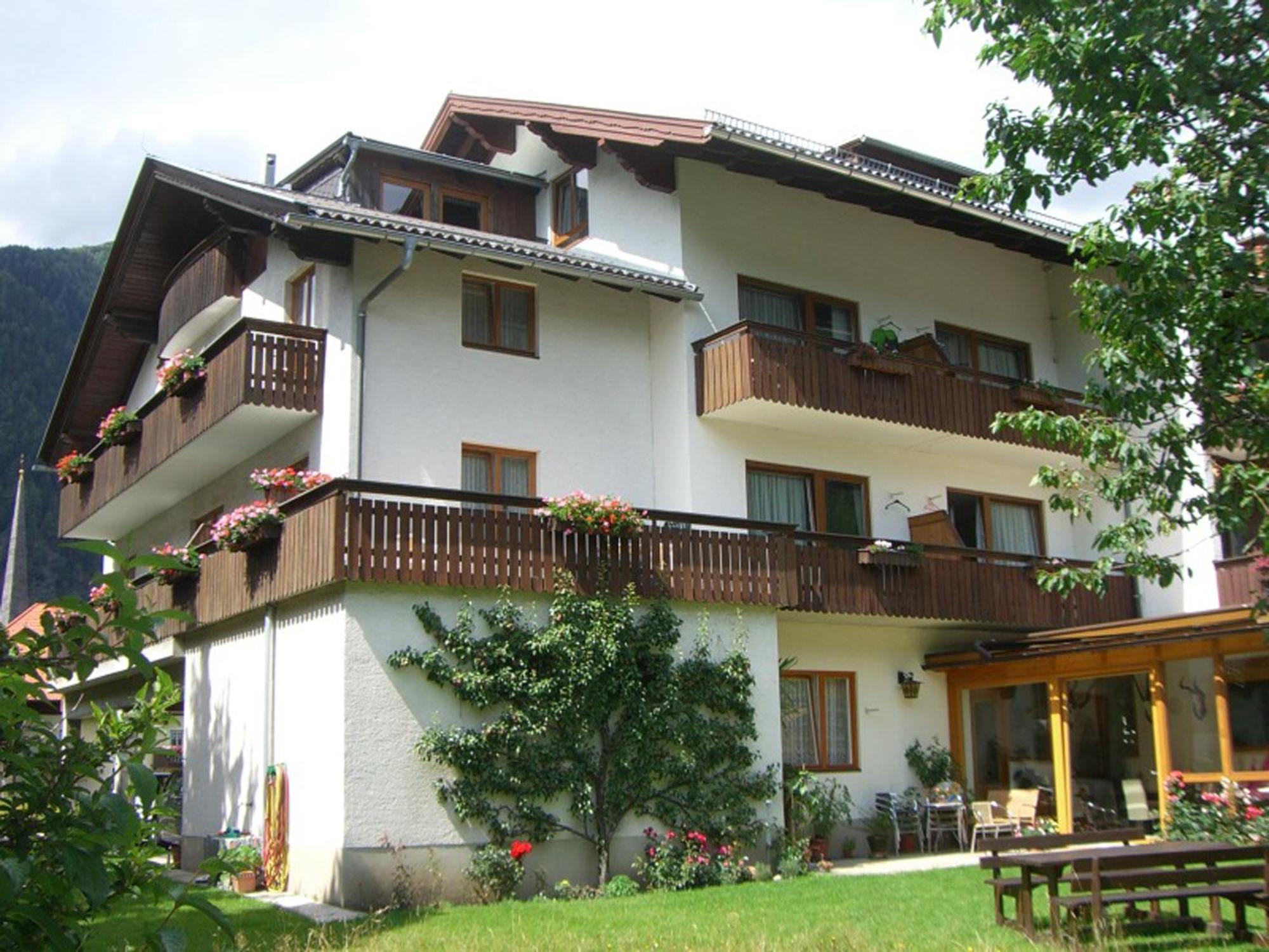 Hotel Gaestehaus Truskaller Mallnitz Exterior foto